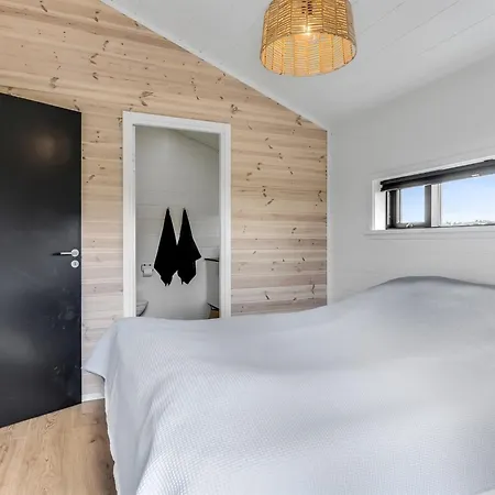 Ata - 400m From The Sea By Interhome